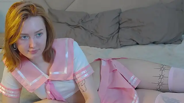 Snapshot of MarianeSun chatting on 7, 7, 2026 MarianeSun online show from 7, 7, 2026