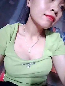 Snapshot of Mie-mie11 chatting on 10, 10, 2025 Mie-mie11 online show from 10, 10, 2025
