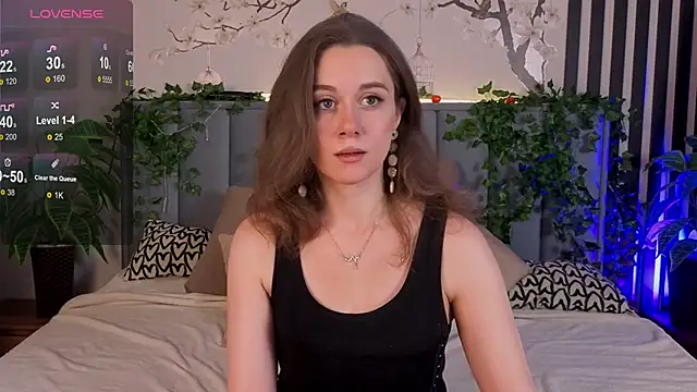 SkyHelen online show from 19, 11, 2025