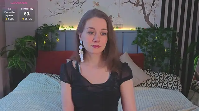 Snapshot of SkyHelen chatting on 2, 2, 2026 SkyHelen online show from 2, 2, 2026