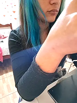 euahotmarii20 online show from 6, 1, 2026