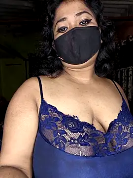 Smile-quien online show from 5, 10, 2025