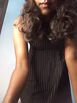 venuki ihalagamage online show from 19, 4, 2026