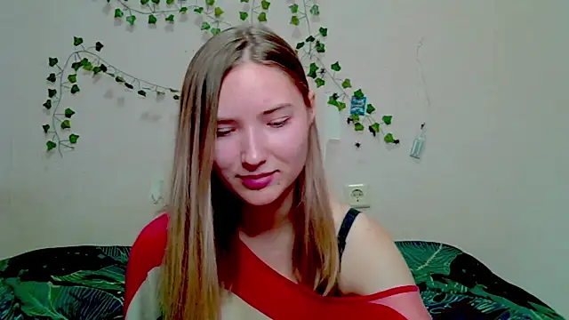  kikiclark   online show from 26, 11, 2025