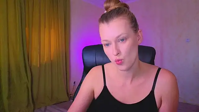 MysticVenus  online show from 16, 3, 2026