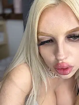 Steffi Snowbunny online show from 15, 4, 2026