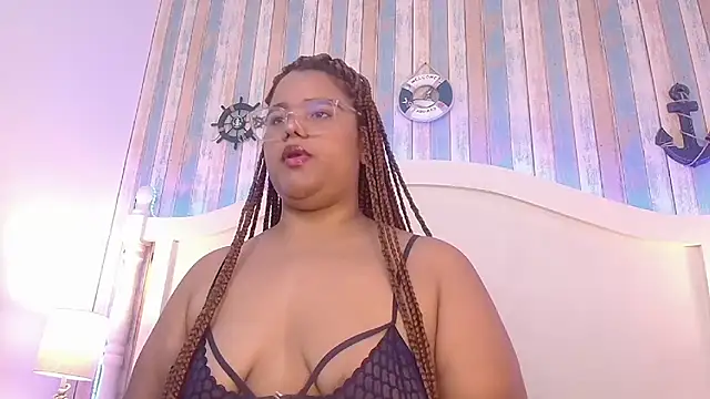 NicolBonnie online show from 16, 10, 2025