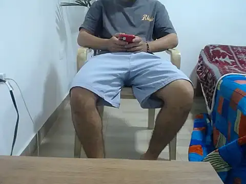 Snapshot of Young_handsome chatting on 15, 9, 2025 Young handsome online show from 15, 9, 2025