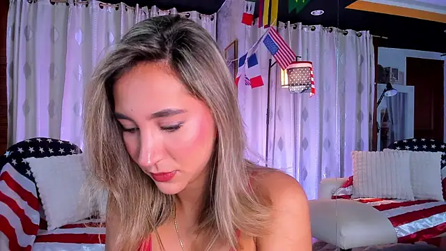 Snapshot of Zarajener chatting on 5, 7, 2026 Zarajener online show from 5, 7, 2026