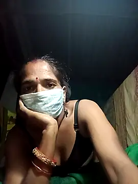 Snapshot of Hot-honi chatting on 27, 9, 2025 Hot-honi online show from 27, 9, 2025