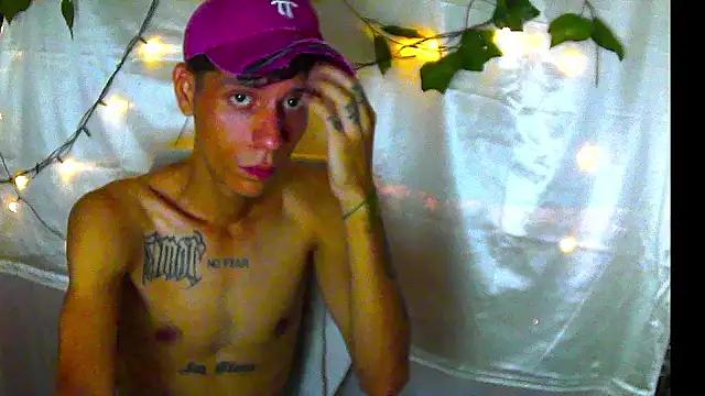 Crxxxsh online show from 20, 9, 2025