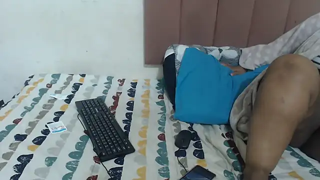 Snapshot of Chubby_Queenx255 chatting on 16, 11, 2025 Chubby Queenx255 online show from 16, 11, 2025