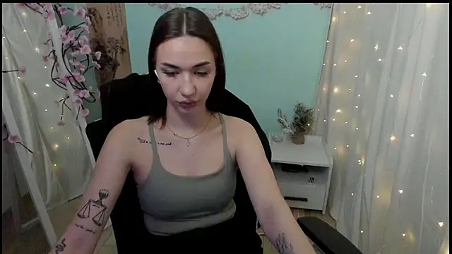 Snapshot of Bella_Night4 chatting on 18, 3, 2026 Bella Night4 online show from 18, 3, 2026