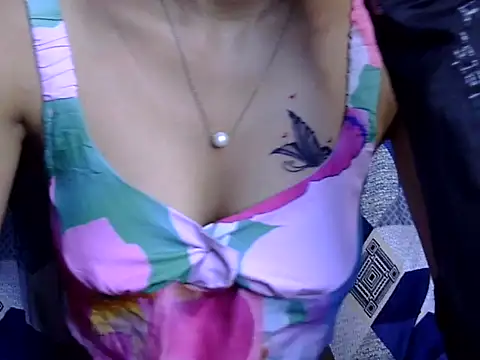 Riva arora01 online show from 22, 11, 2025