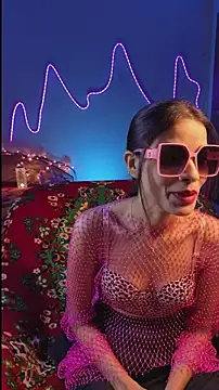 Snapshot of royeoy22 chatting on 11, 2, 2026 royeoy22 online show from 11, 2, 2026