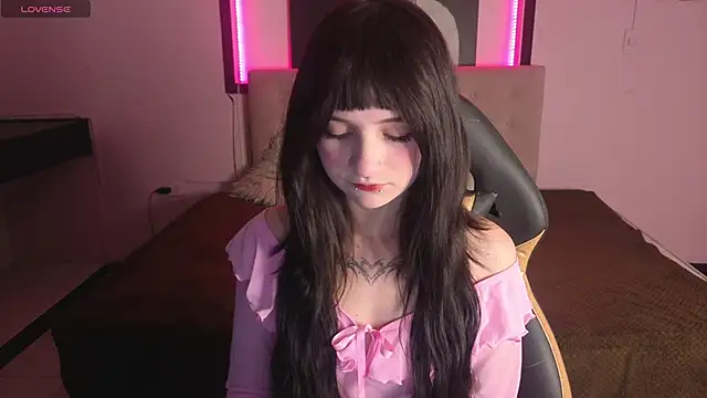  Charlotte Collins  online show from 3, 2, 2026