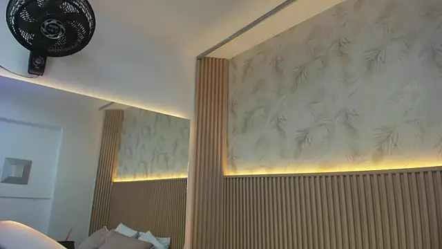 Snapshot of Liss-Reyes chatting on 12, 2, 2026 Liss-Reyes online show from 12, 2, 2026