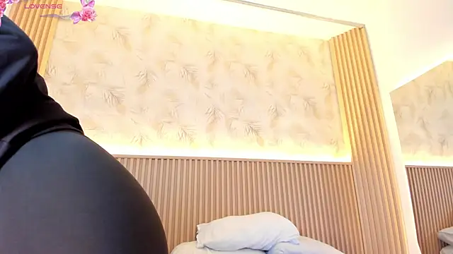 Snapshot of Liss-Reyes chatting on 22, 5, 2026 Liss-Reyes online show from 22, 5, 2026