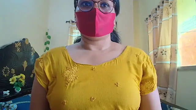 Snapshot of Elena_cruz5 chatting on 26, 4, 2026 Elena cruz5 online show from 26, 4, 2026
