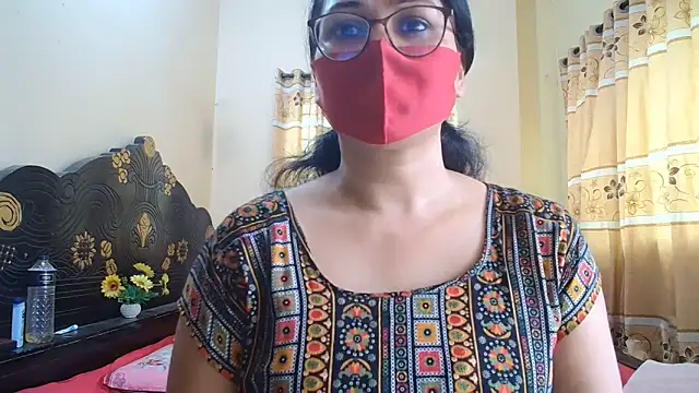 Snapshot of Elena_cruz5 chatting on 19, 6, 2026 Elena cruz5 online show from 19, 6, 2026