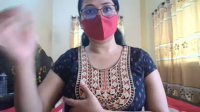Snapshot of Elena_cruz5 chatting on 20, 6, 2026 Elena cruz5 online show from 20, 6, 2026
