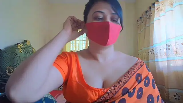 Snapshot of Elena_cruz5 chatting on 14, 7, 2026 Elena cruz5 online show from 14, 7, 2026