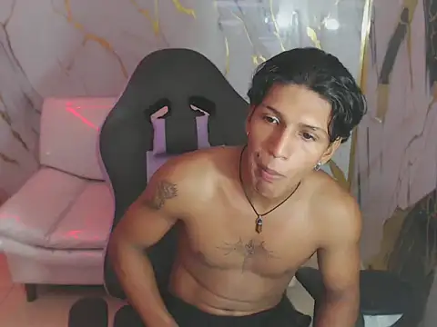 bull cam online show from 28, 10, 2025