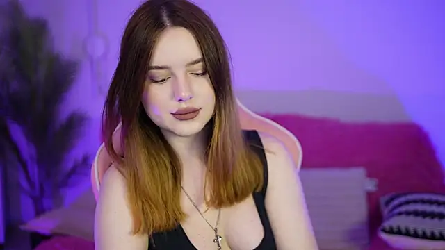 MilanaMoons online show from 12, 9, 2025