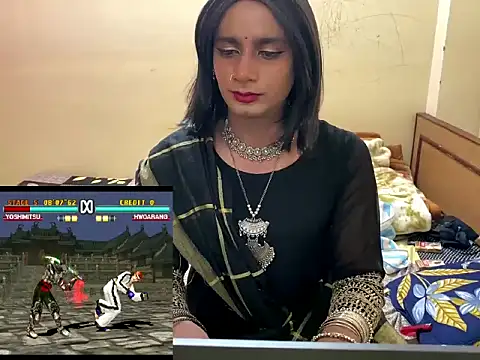 LuvLayla online show from 20, 12, 2025