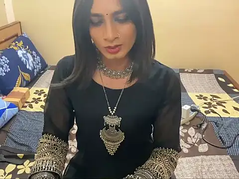 Snapshot of LuvLayla chatting on 19, 4, 2026 LuvLayla online show from 19, 4, 2026