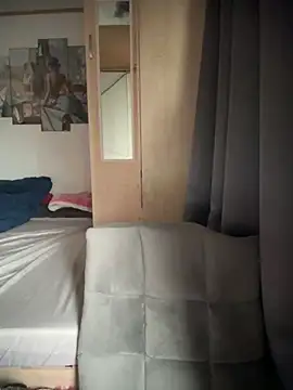 SarahBeii online show from 4, 11, 2025