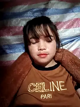 Snapshot of AnHa19 chatting on 17, 12, 2025 AnHa19 online show from 17, 12, 2025