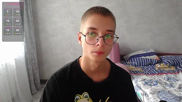 glasses cat online show from 16, 11, 2025