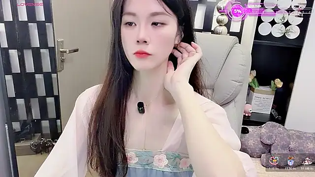 Yueyue-MM online show from 30, 6, 2026
