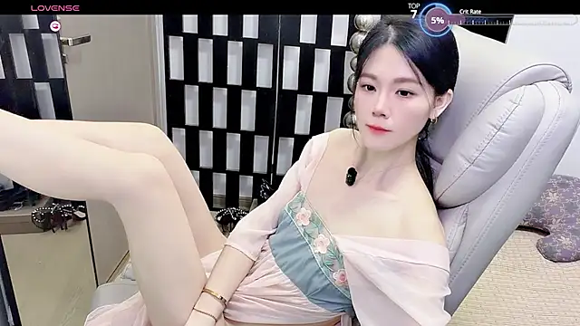 Yueyue-MM online show from 14, 7, 2026