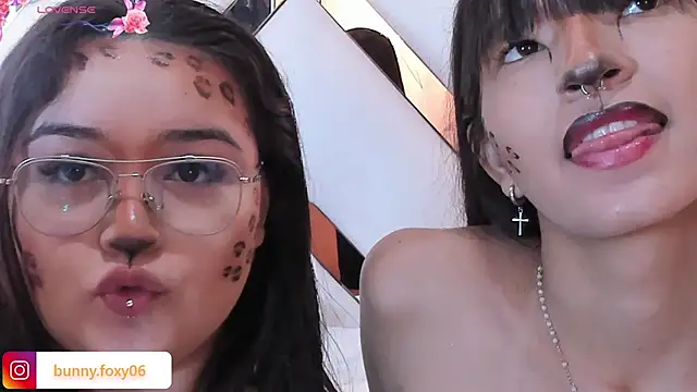 foxybunny online show from 18, 11, 2025