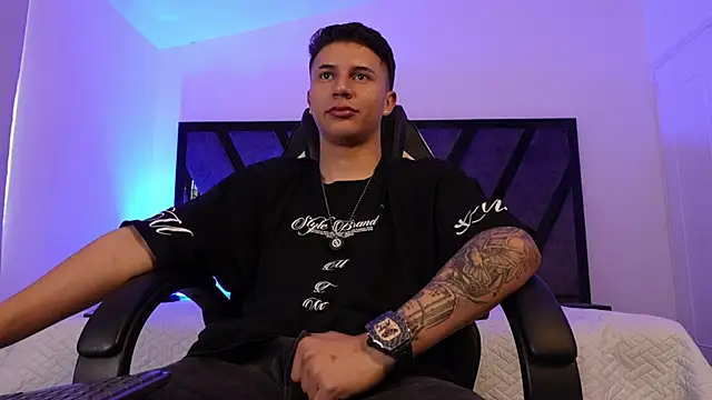 liaamsmiith  online show from 29, 11, 2025