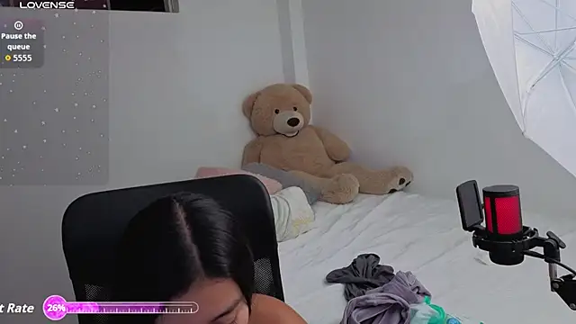 valerihouse online show from 15, 2, 2026