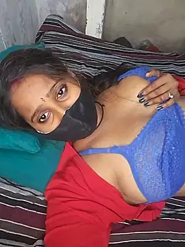 Minu love online show from 3, 2, 2026