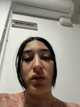 Snapshot of Scarlett_12 chatting on 1, 10, 2025 Scarlett 12 online show from 1, 10, 2025