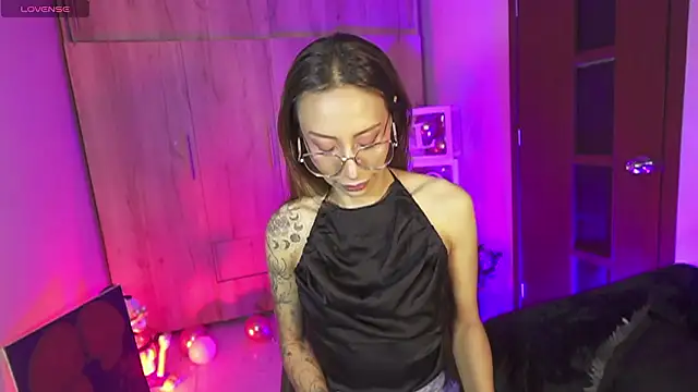 AnnaKimm online show from 11, 2, 2026