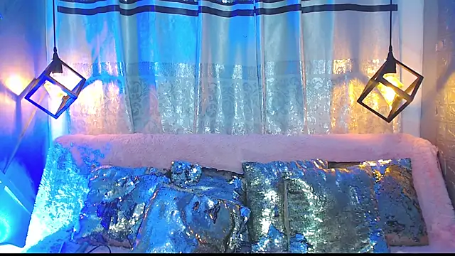 Snapshot of Cristal_Gem1 chatting on 17, 9, 2025 Cristal Gem1 online show from 17, 9, 2025