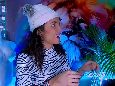 Snapshot of Cristal_Gem1 chatting on 28, 9, 2025 Cristal Gem1 online show from 28, 9, 2025