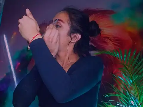 Snapshot of Cristal_Gem1 chatting on 8, 10, 2025 Cristal Gem1 online show from 8, 10, 2025