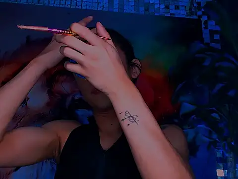 Snapshot of Cristal_Gem1 chatting on 17, 11, 2025 Cristal Gem1 online show from 17, 11, 2025