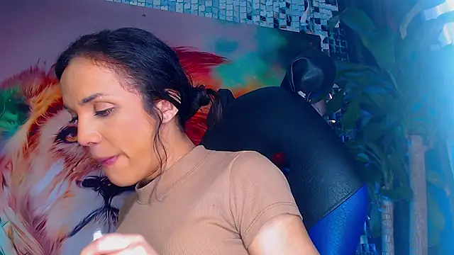 Snapshot of Cristal_Gem1 chatting on 2, 12, 2025 Cristal Gem1 online show from 2, 12, 2025