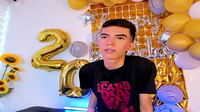 Snapshot of dylan_202520_ chatting on 26, 9, 2025 dylan 202520 online show from 26, 9, 2025