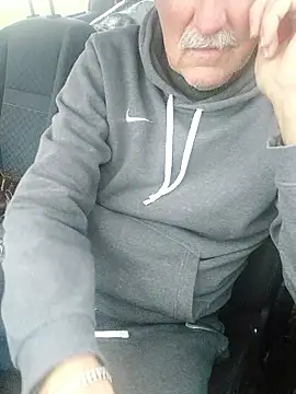 Snapshot of slaveman4you chatting on 14, 1, 2026 slaveman4you online show from 14, 1, 2026