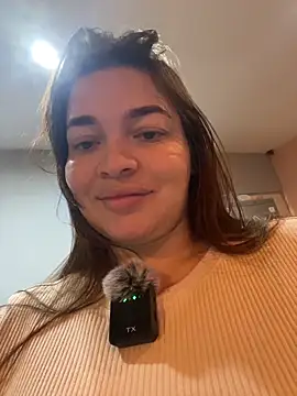 sarahreyess 11 online show from 4, 3, 2026