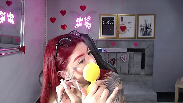 Snapshot of Red_Bunny_v chatting on 13, 2, 2026 Red Bunny v online show from 13, 2, 2026